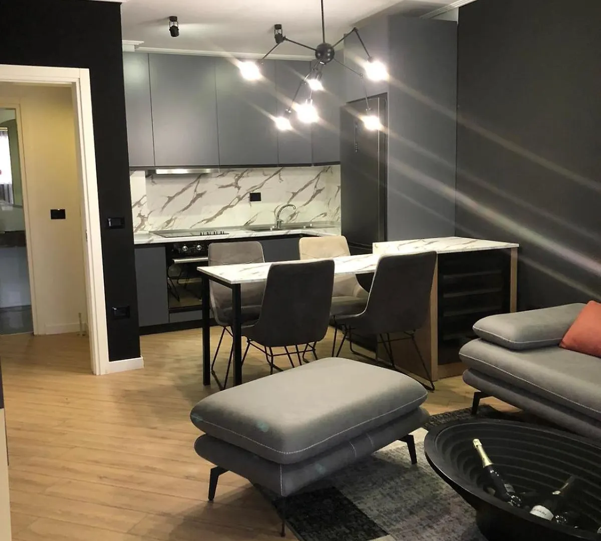 Tirent Apartment - Komuna E Parisit, Central 1 Tirana